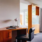 Benther Berg Hotel 3*