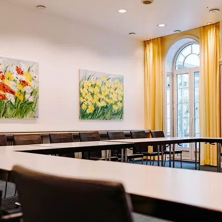 ホテル Benther Berg